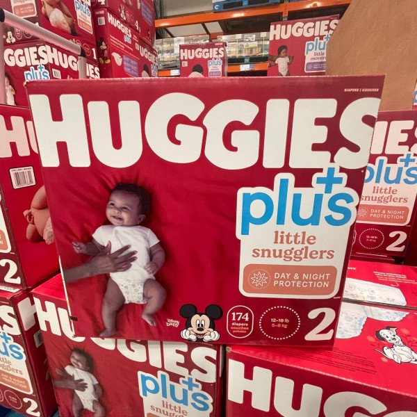 【加拿大船運直送】Huggies Little Snugglers Plus 尿布 SIZE 2 (適合12-18磅 / 5-8公斤））174 片裝